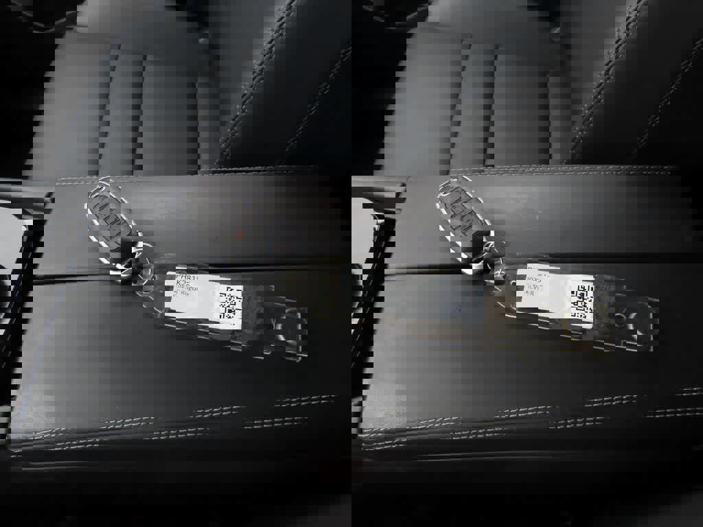 Used 2025 Nissan Rogue SL image 27