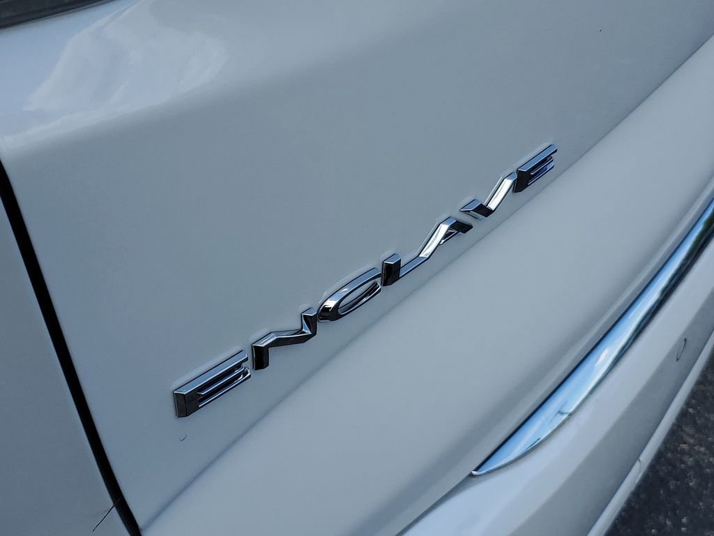 Used 2022 Buick Enclave Avenir image 6