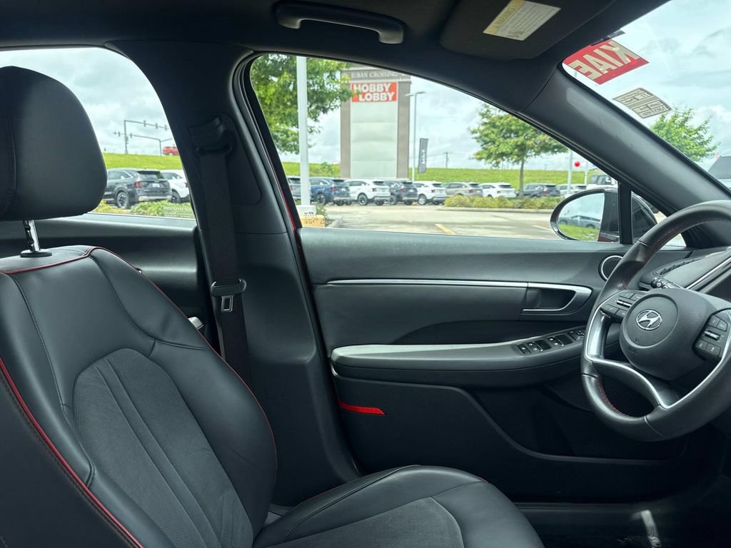 Used 2022 Hyundai Sonata SEL Plus w/ Cargo Package FWD image 16
