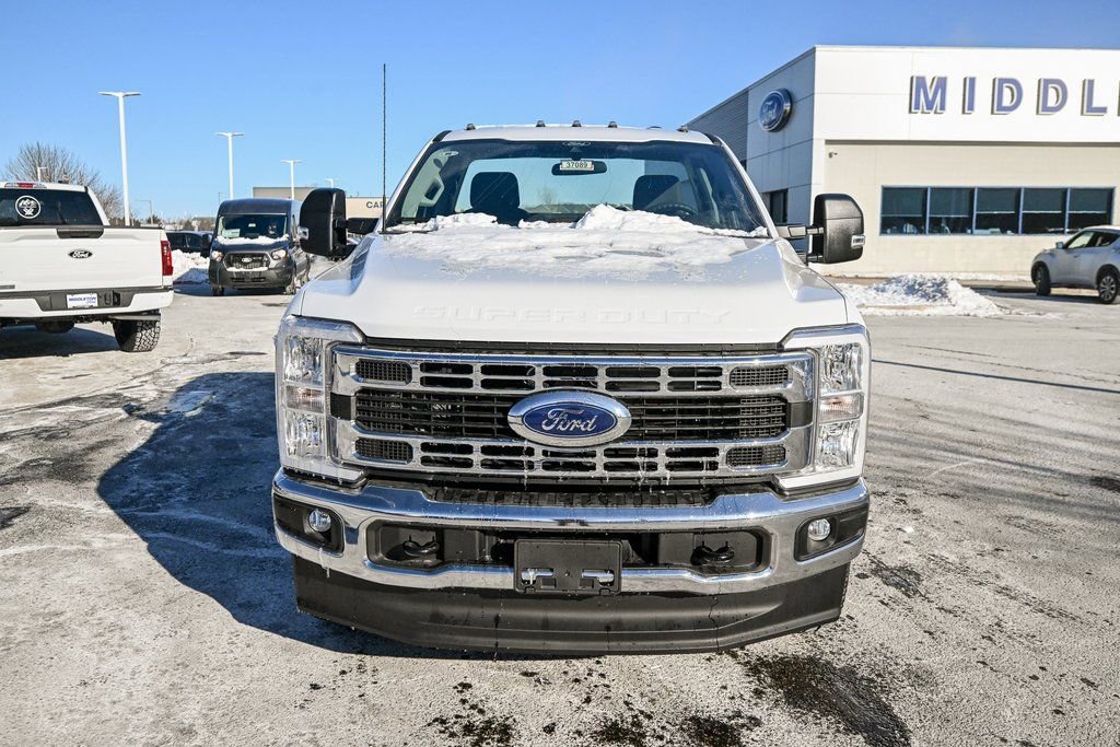 New 2026 Ford F350 XL w/ XL Chrome Package AWD/4WD image 10