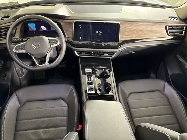 Used 2025 Volkswagen Atlas SEL image 17