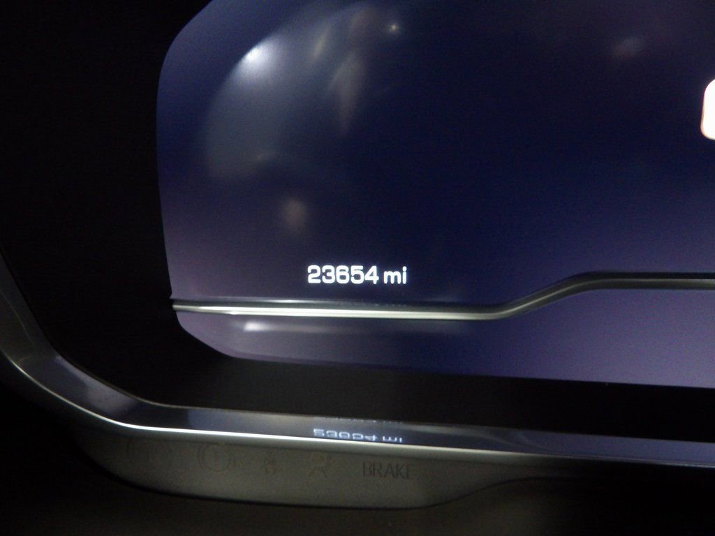 Used 2023 GMC Yukon SLT w/ Max Trailering Package image 17