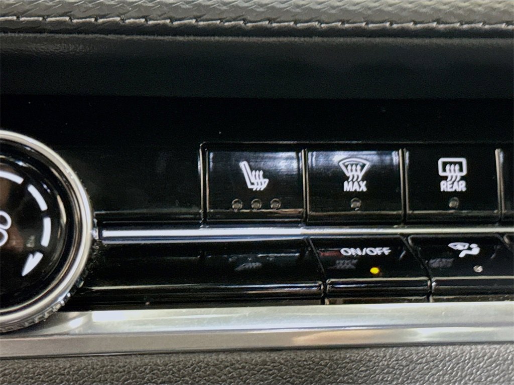 Certified 2025 Chevrolet Equinox LT image 17