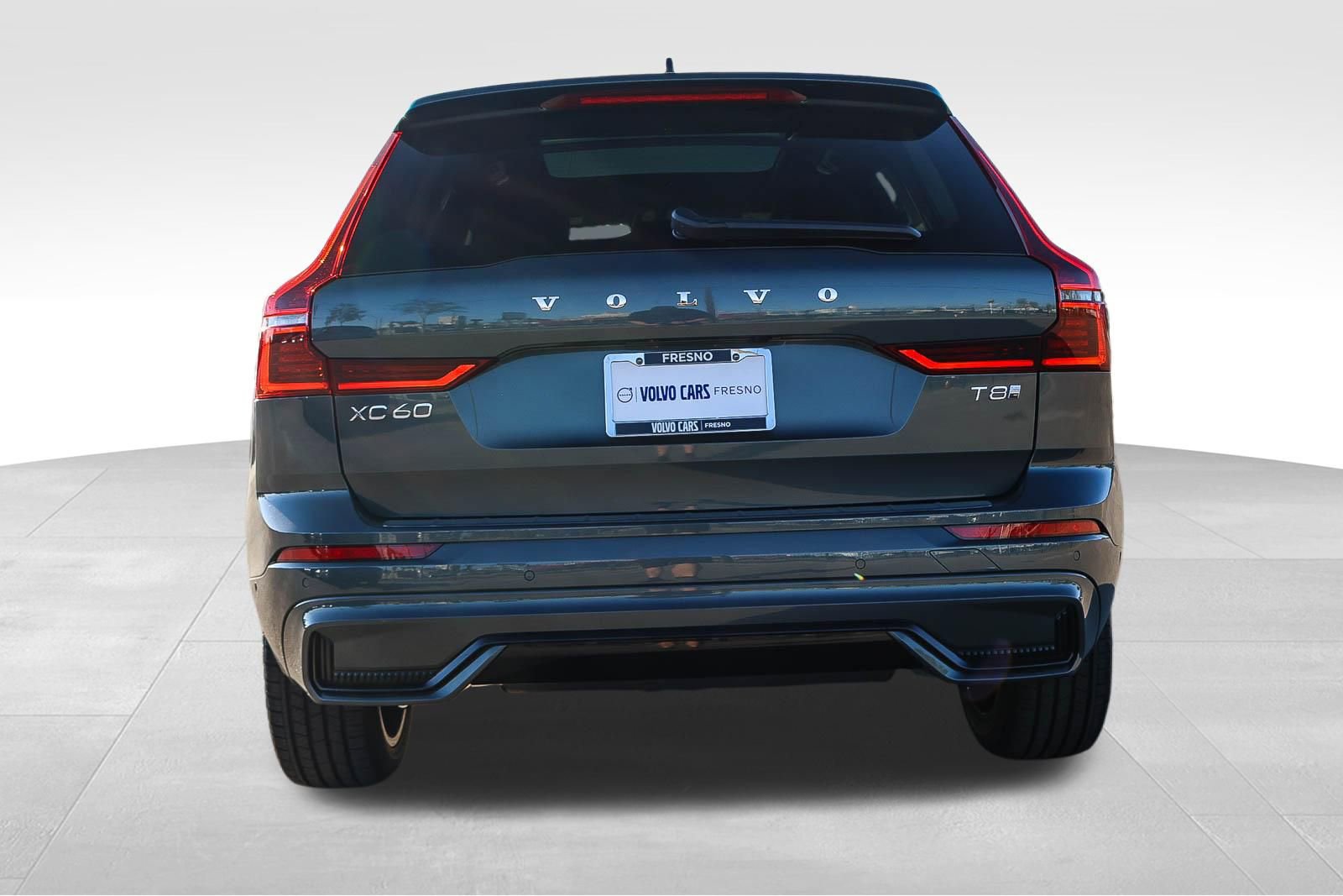 New 2026 Volvo XC60 T8 Plus w/ Climate Package image 6