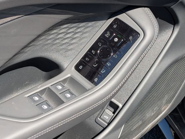 Used 2026 Audi A6 Premium Plus w/ Premium Plus Package AWD/4WD image 14