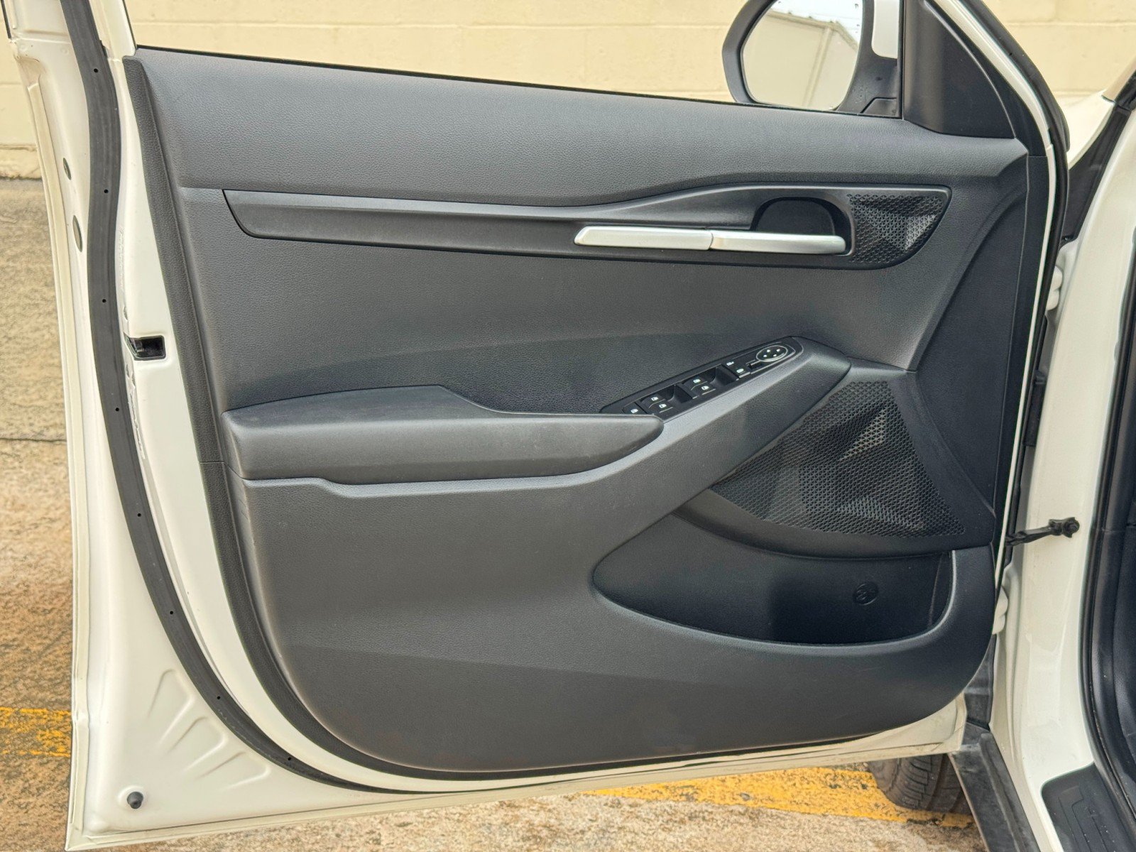 Used 2023 Kia Seltos LX AWD/4WD image 34