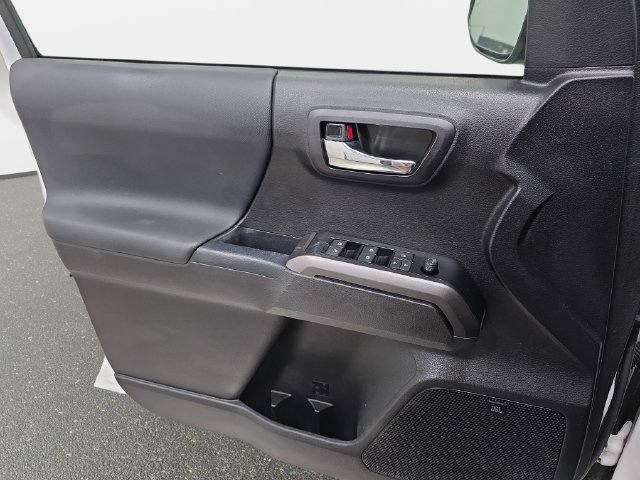 Used 2021 Toyota Tacoma TRD Pro AWD/4WD image 27
