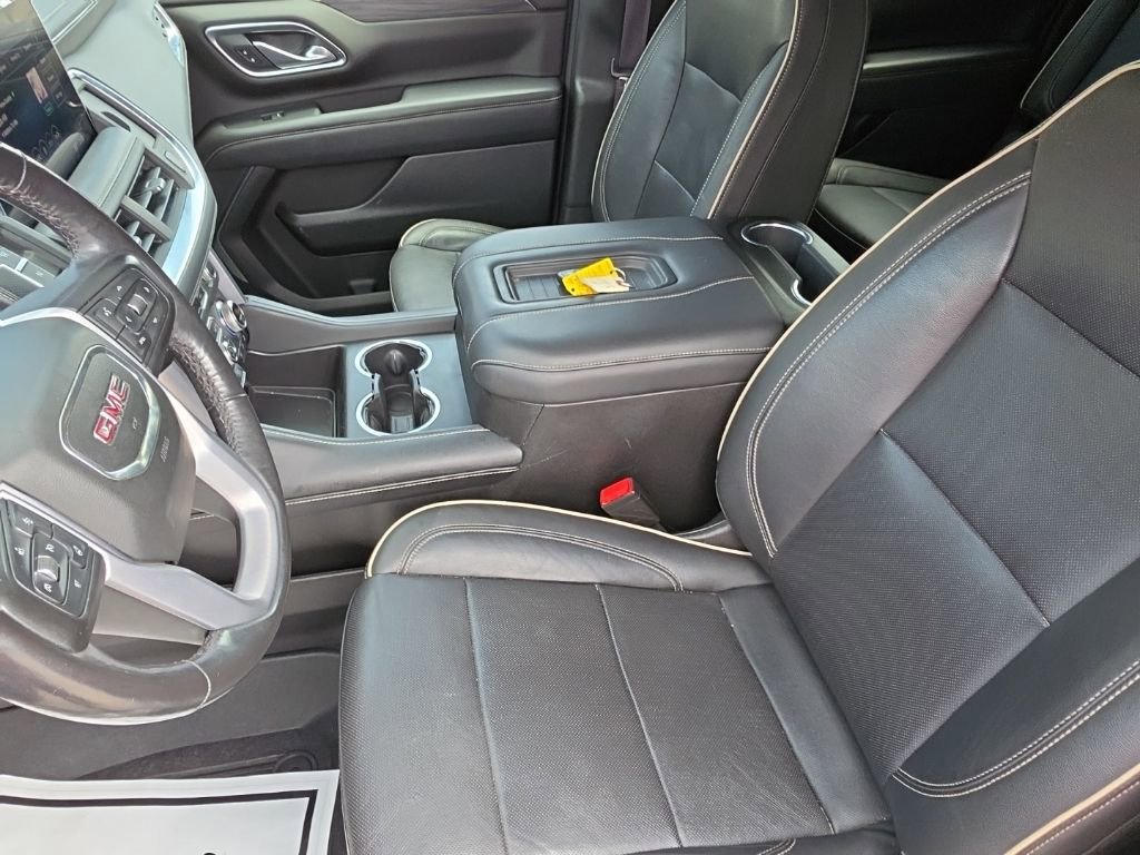 Used 2021 GMC Yukon XL SLT w/ SLT Premium Package image 26
