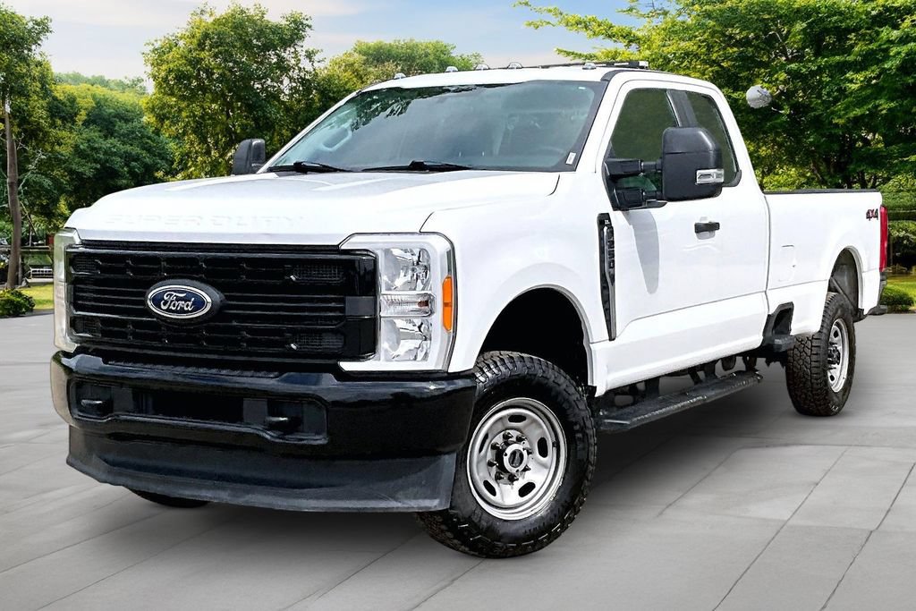 Used 2023 Ford F250 XL w/ Snow Plow Prep Package AWD/4WD image 11