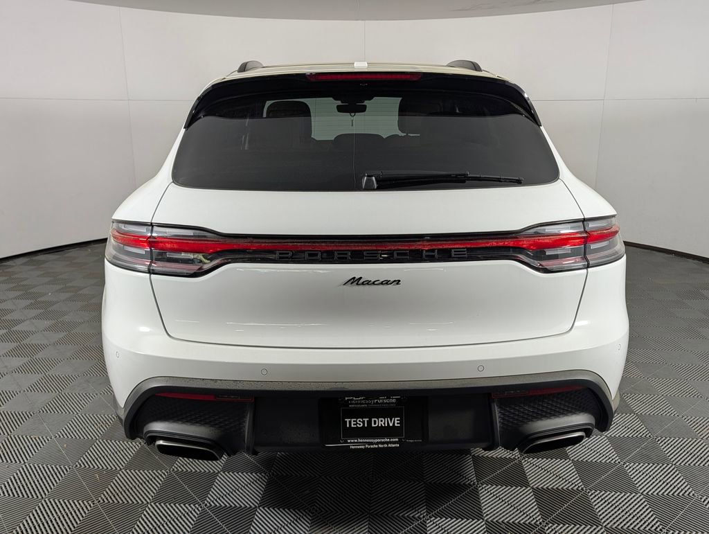 New 2026 Porsche Macan image 5