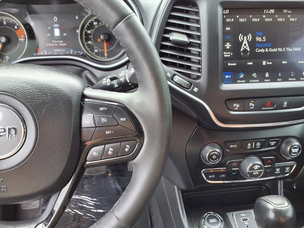 Certified 2023 Jeep Cherokee Altitude Lux image 13