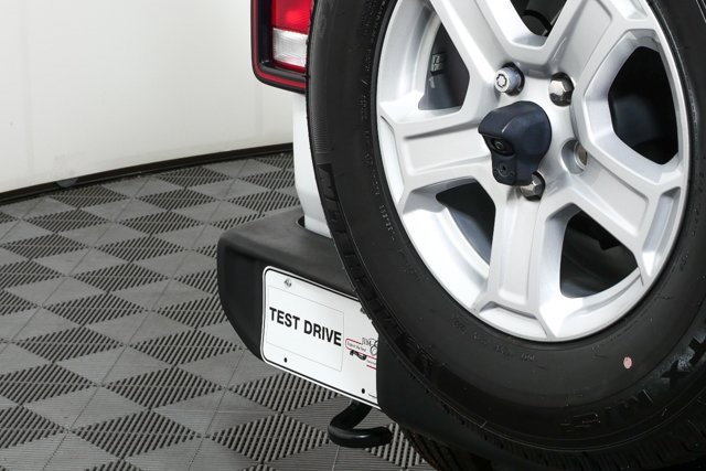 Used 2022 Jeep Wrangler Sport S image 30