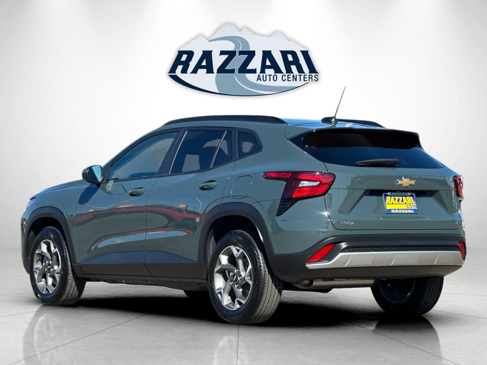 Used 2025 Chevrolet Trax LT image 5