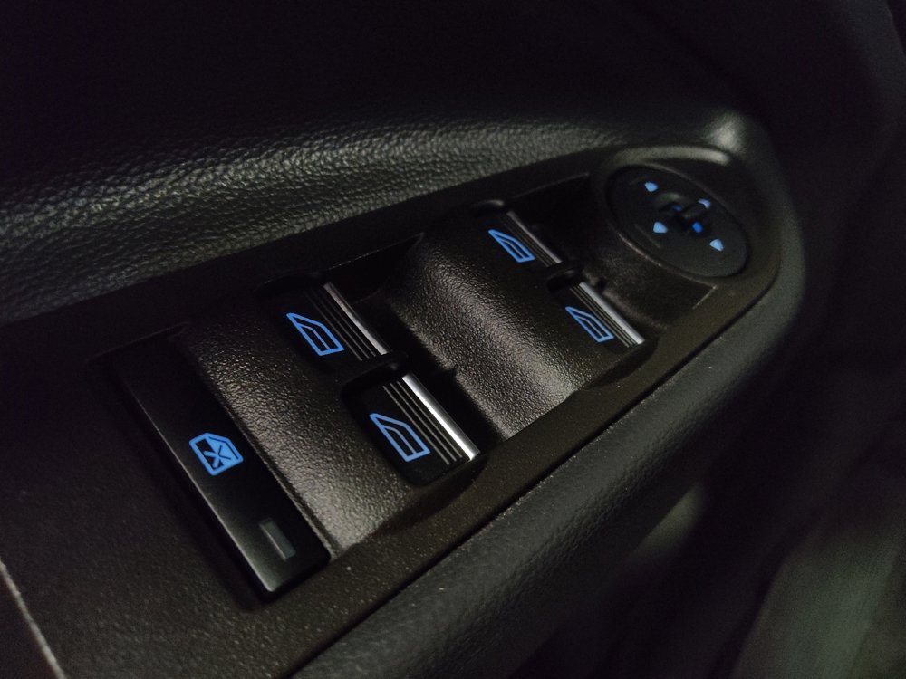 Used 2019 Ford Escape SEL image 27