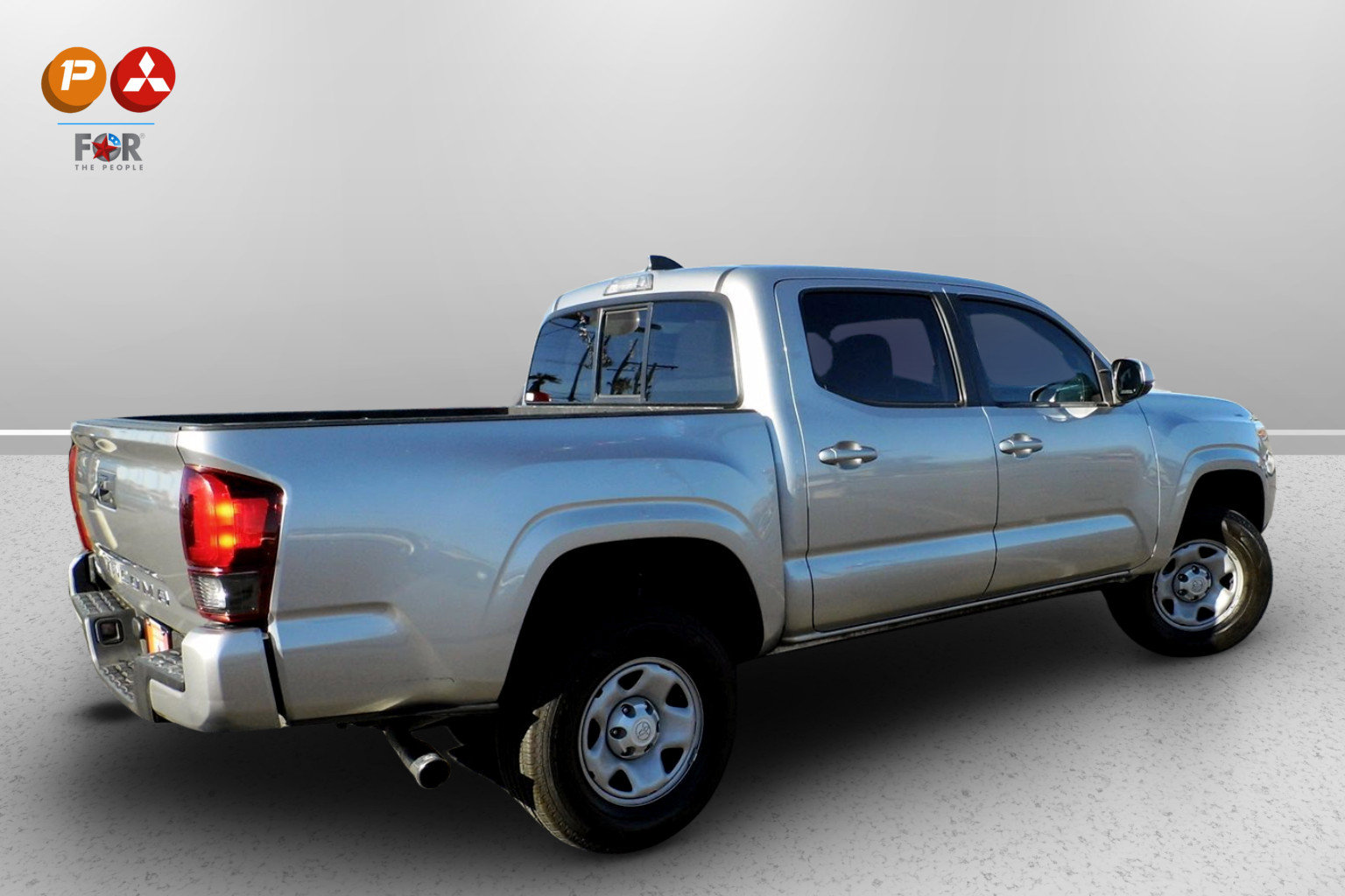 Used 2020 Toyota Tacoma SR image 2