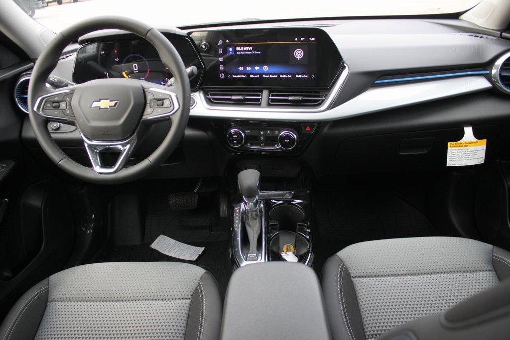 New 2026 Chevrolet Trax LT w/ Driver Confidence Package image 8