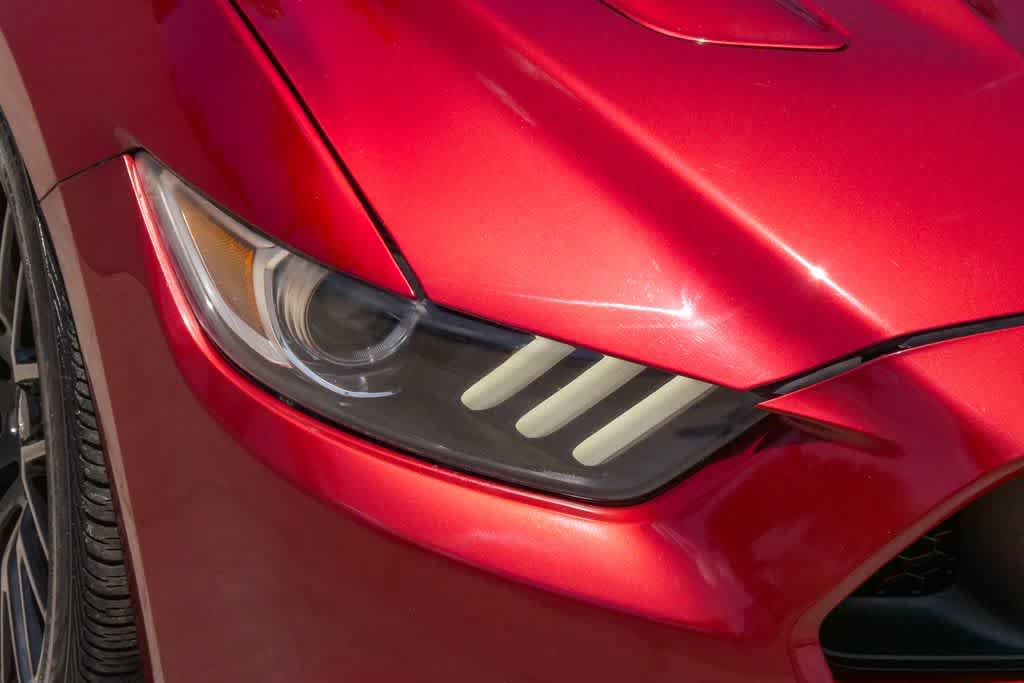 Used 2017 Ford Mustang GT w/ GT Performance Package RWD image 4