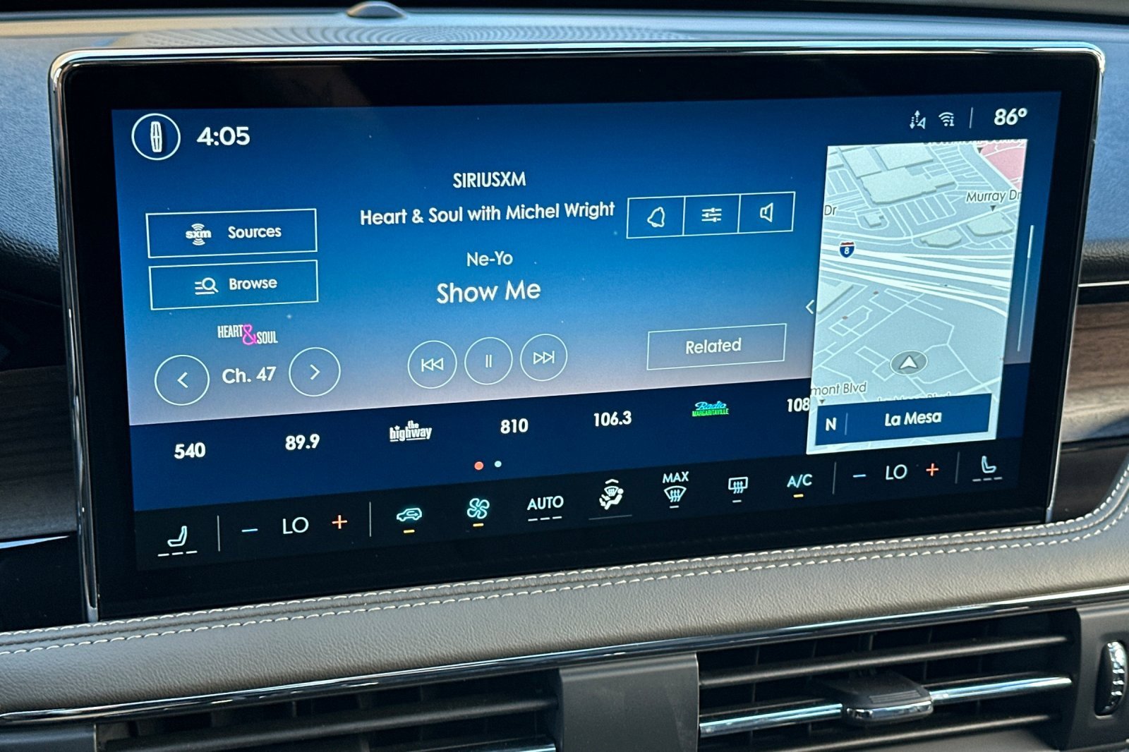 New 2025 Lincoln Corsair Grand Touring image 17