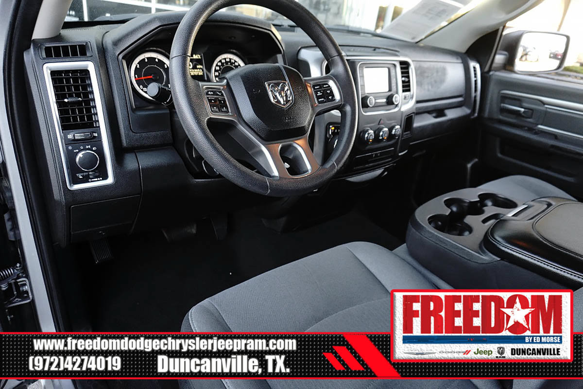 Used 2024 RAM 1500 Classic SLT AWD/4WD image 9