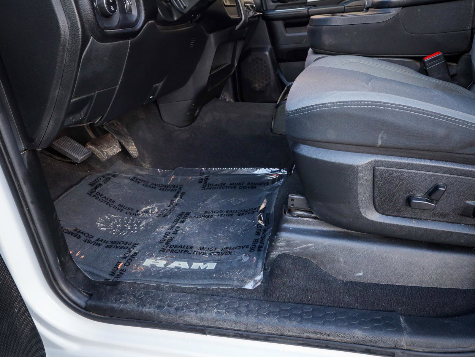 Used 2024 RAM 3500 Big Horn image 14