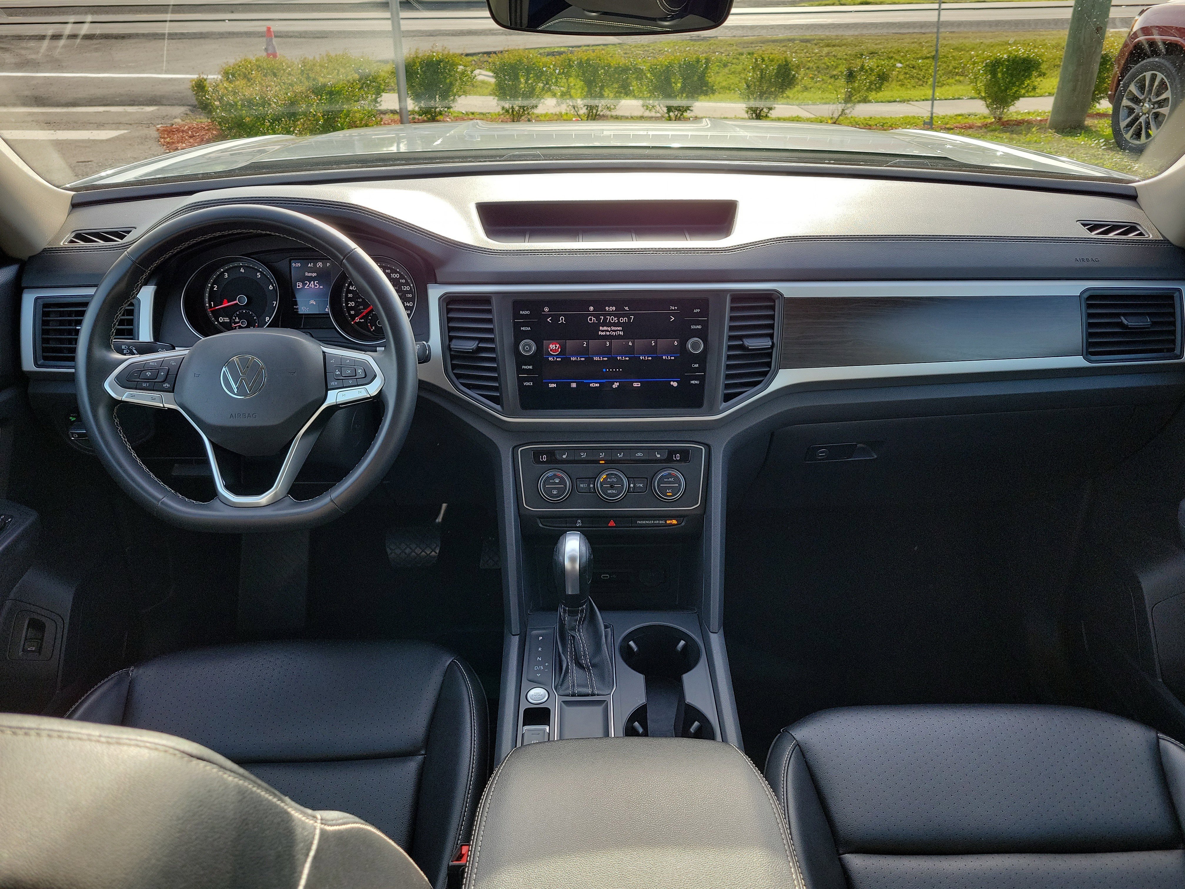 Used 2021 Volkswagen Atlas SE image 18