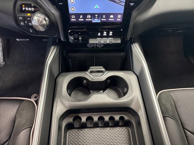 New 2026 RAM 1500 Laramie AWD/4WD image 14