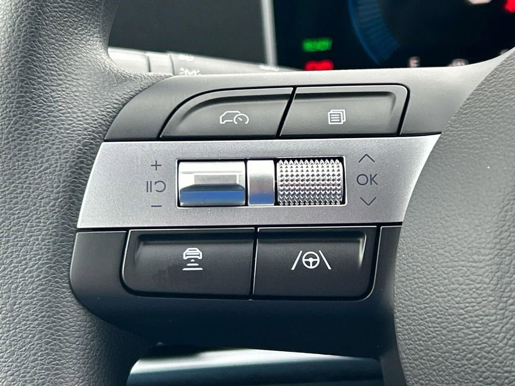 New 2026 Hyundai Tucson Blue SE image 24