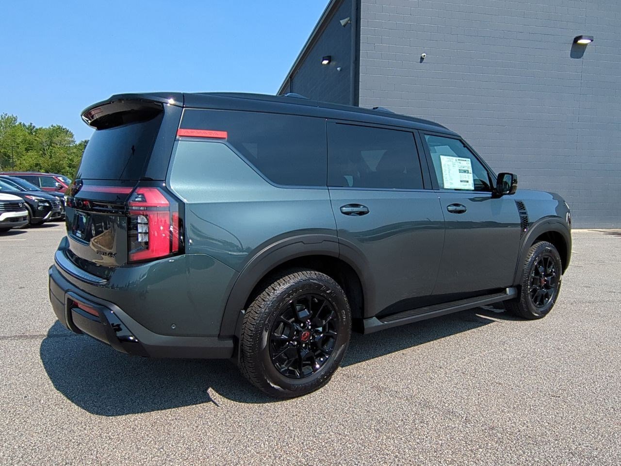 New 2025 Nissan Armada PRO-4X AWD/4WD image 4