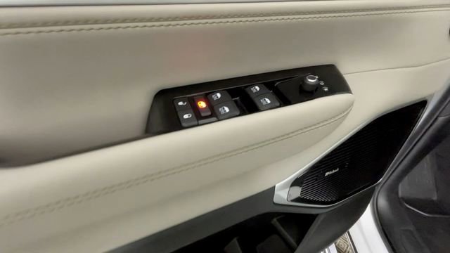 Used 2022 Jeep Wagoneer Series III w/ Premium Group I AWD/4WD image 18