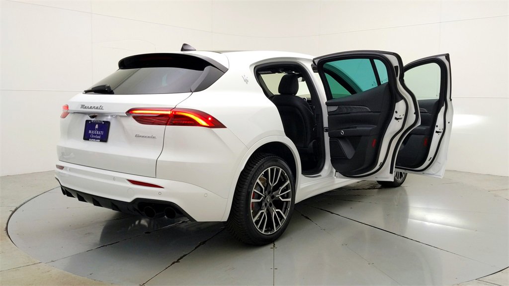 New 2024 Maserati Grecale GT image 22