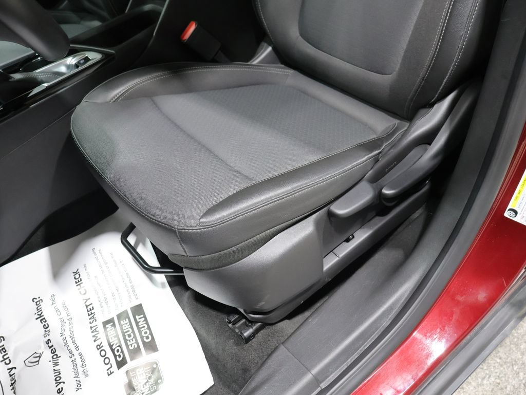 Used 2024 Buick Encore GX Preferred AWD/4WD image 12