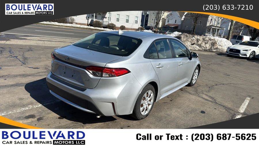 Used 2020 Toyota Corolla LE w/ Carpet Mat Package (TMS) FWD image 6