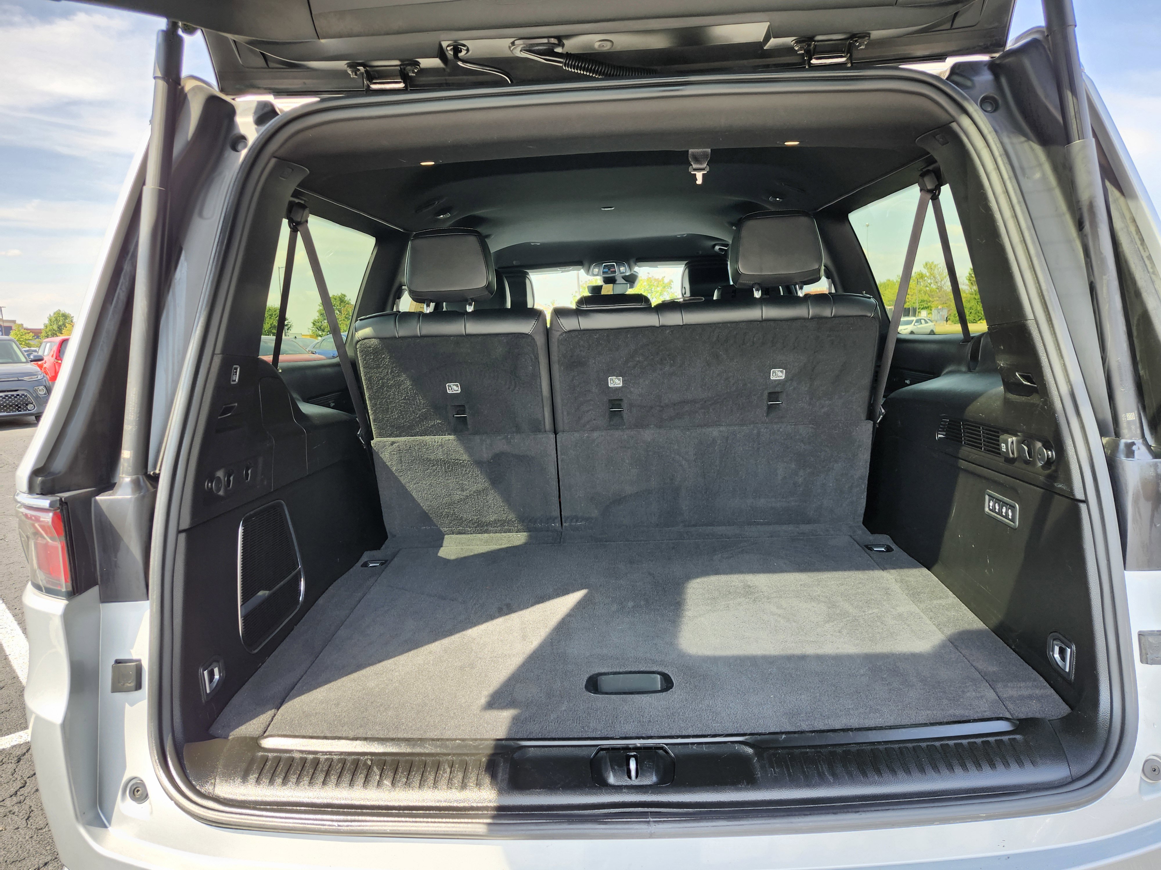 Used 2023 Jeep Wagoneer L Series II image 13