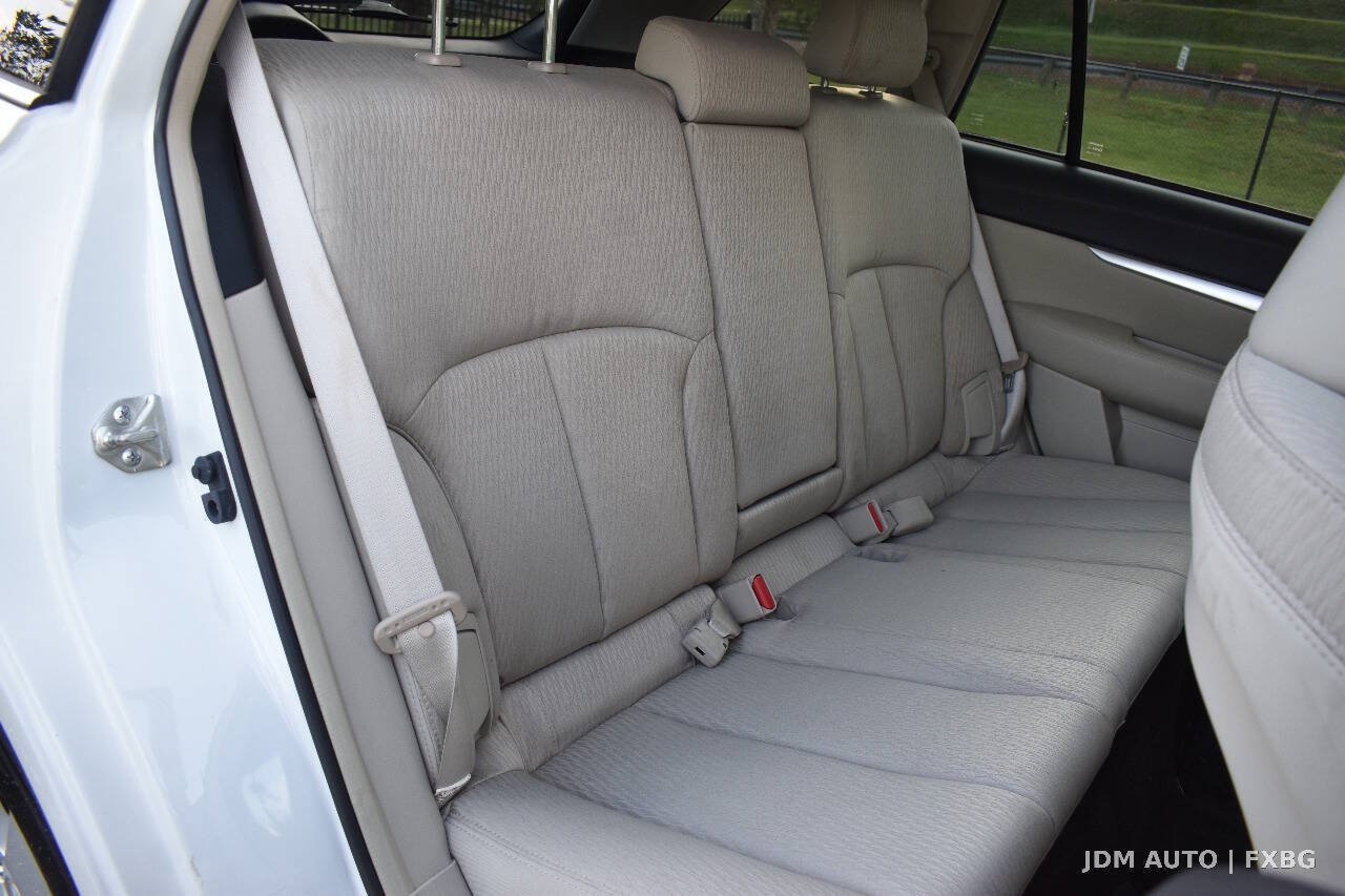 Used 2012 Subaru Outback 2.5i Premium w/ All-Weather Pkg AWD/4WD image 15
