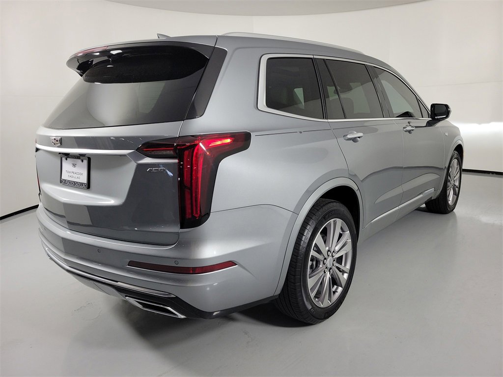 Certified 2025 Cadillac XT6 Premium Luxury image 4
