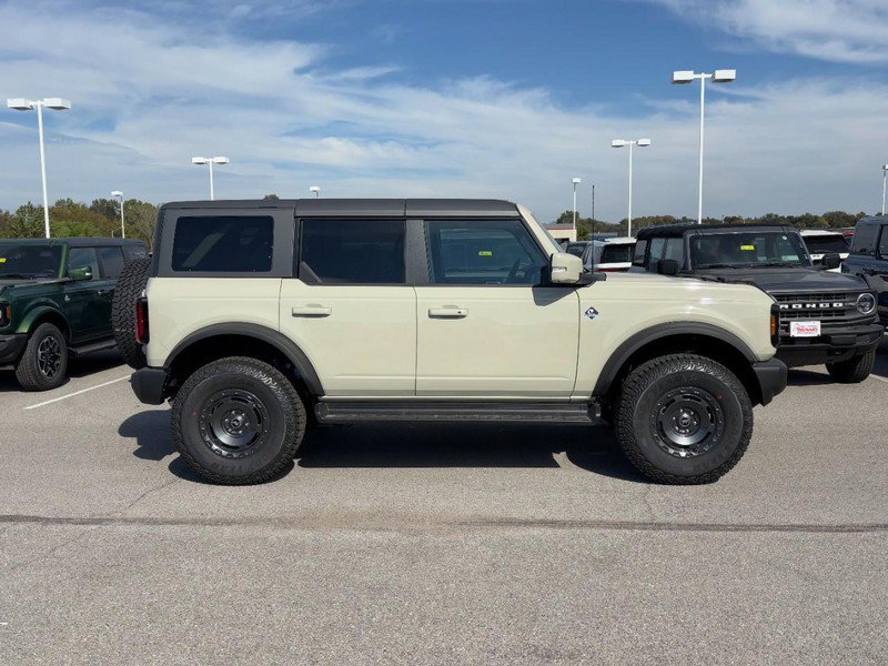 New 2025 Ford Bronco Outer Banks w/ Sasquatch Package image 10
