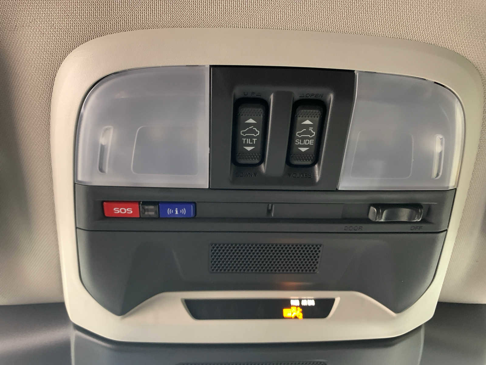 Used 2025 Subaru Crosstrek 2.0i Premium image 7