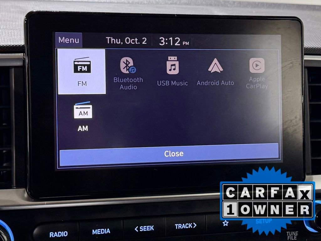 Used 2024 Hyundai Venue SEL image 19