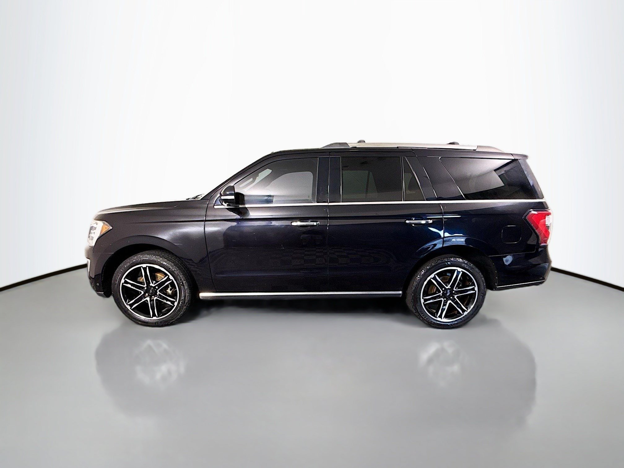 Used 2019 Ford Expedition Limited w/ Special Edition Package RWD image 6