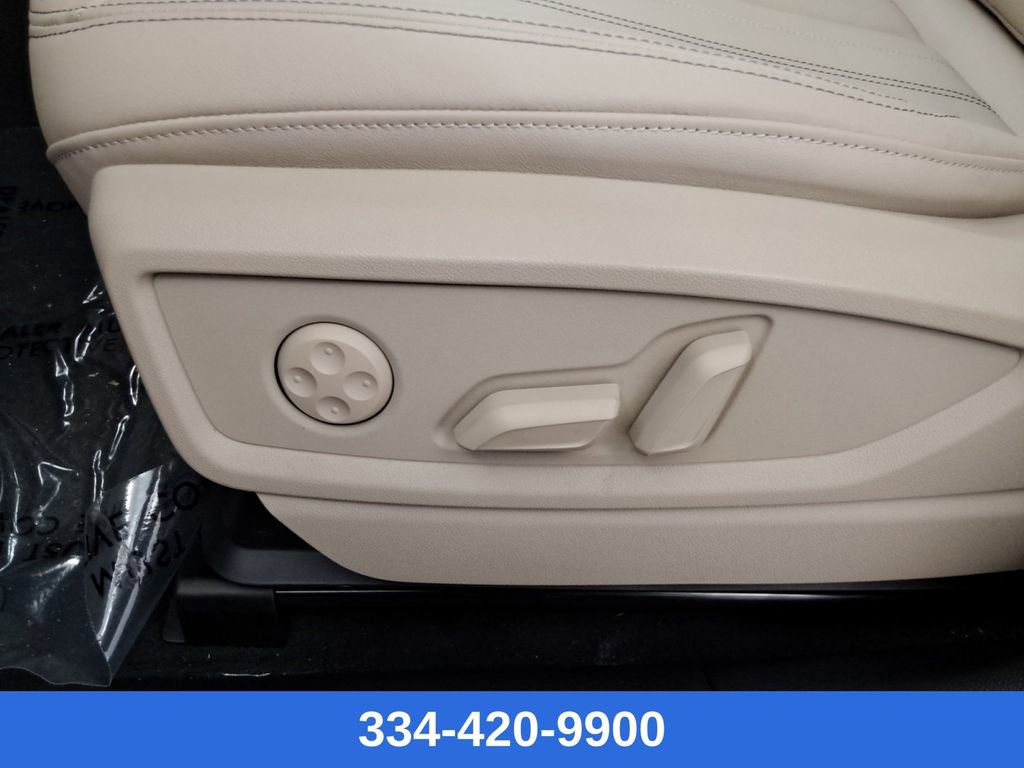 New 2025 Audi Q5 2.0T Premium Plus w/ Premium Plus Package image 18
