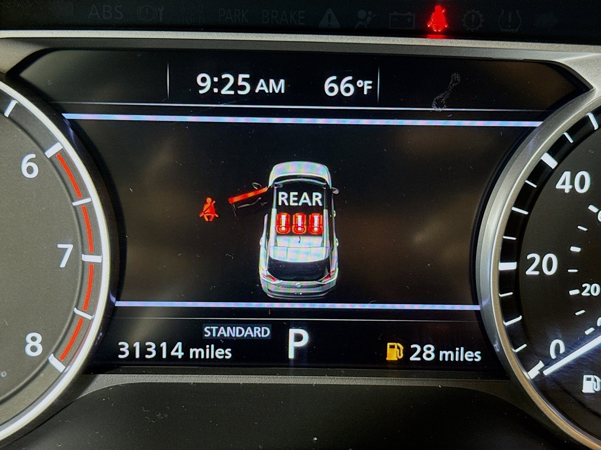 Used 2023 Nissan Rogue SV image 16