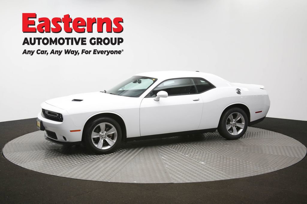 Used 2022 Dodge Challenger SXT image 55