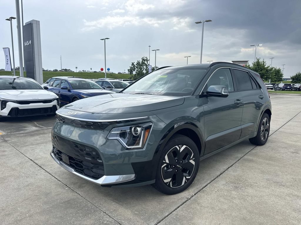 New 2026 Kia Niro Wind FWD image 3