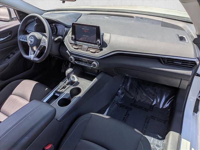 Used 2022 Nissan Altima 2.5 SV FWD image 21