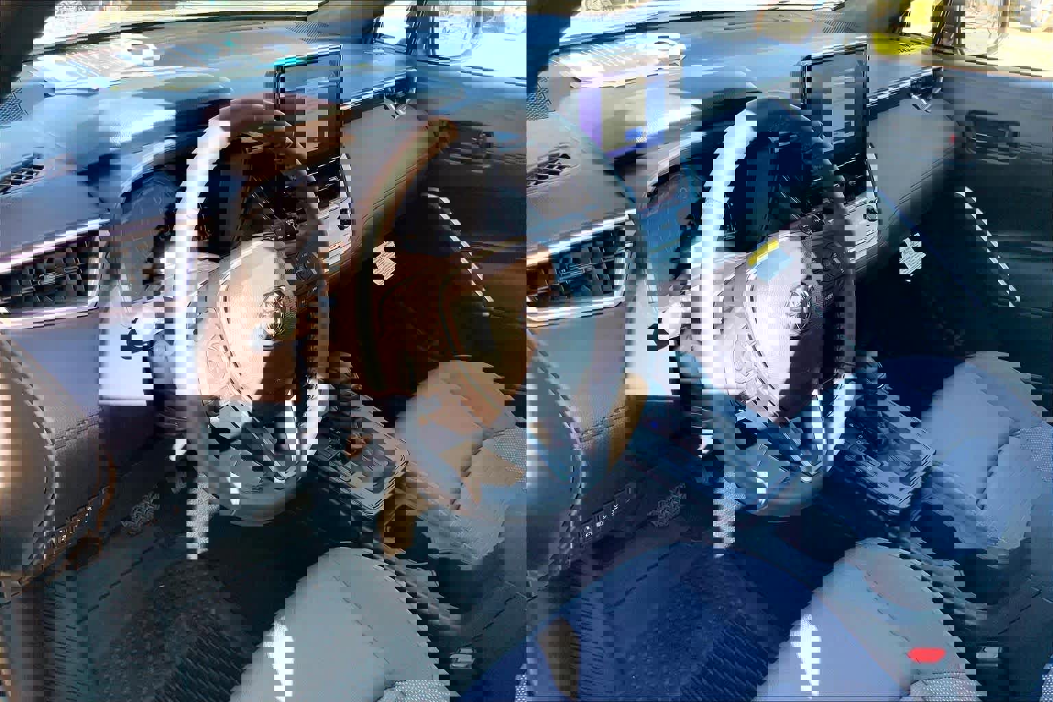 New 2026 Toyota Corolla Cross SE image 8