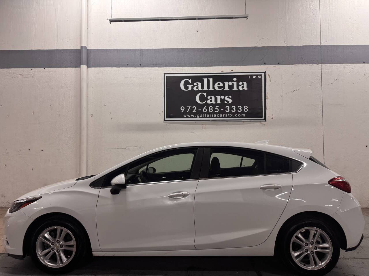 Used 2018 Chevrolet Cruze LT w/ Convenience Package