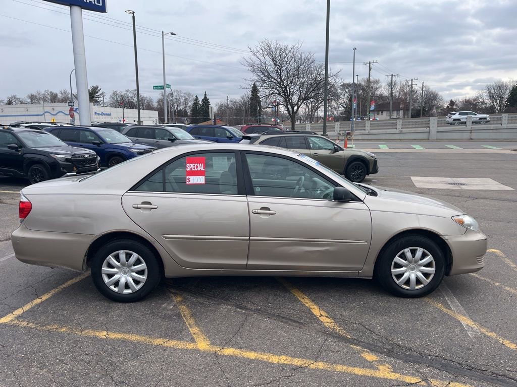 Used 2005 Toyota Camry STD image 4