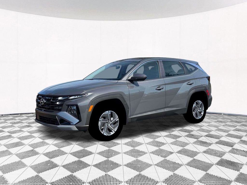 New 2026 Hyundai Tucson Blue SE image 2