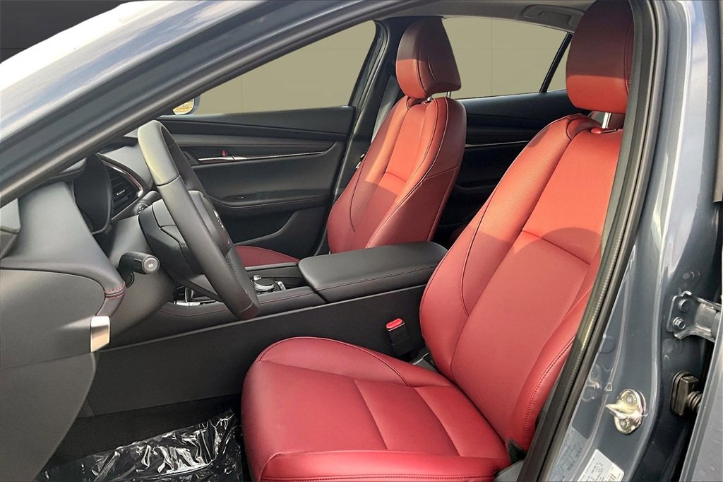 New 2026 MAZDA MAZDA3 Carbon image 9