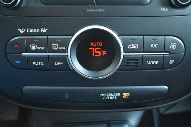 Used 2017 Kia Soul + image 24